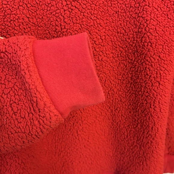 Abercrombie Kids 1/4 button Sherpa. Dark red color. Size 13/14. Excellent cond. - Picture 7 of 8